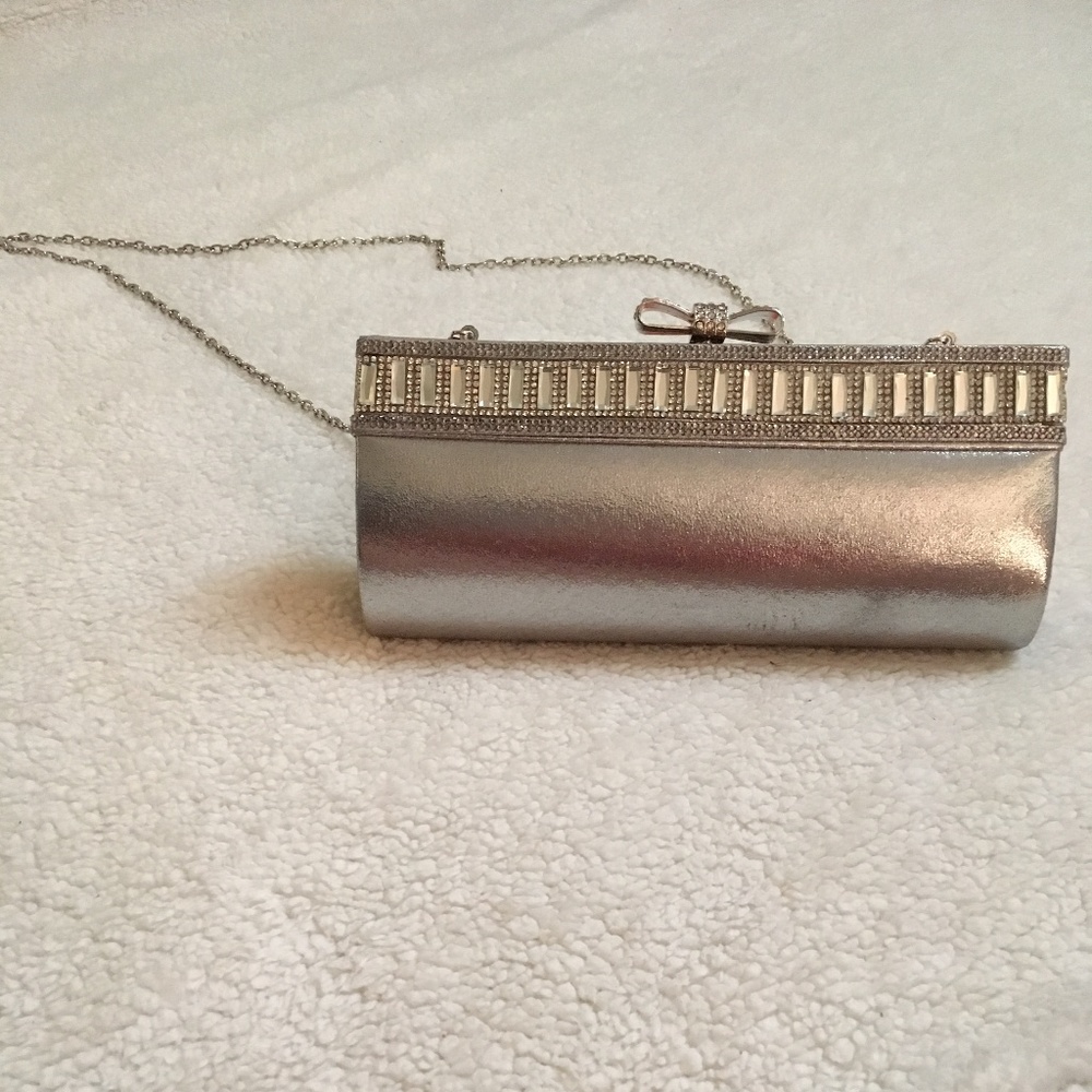 Sparkling Silver Clutch